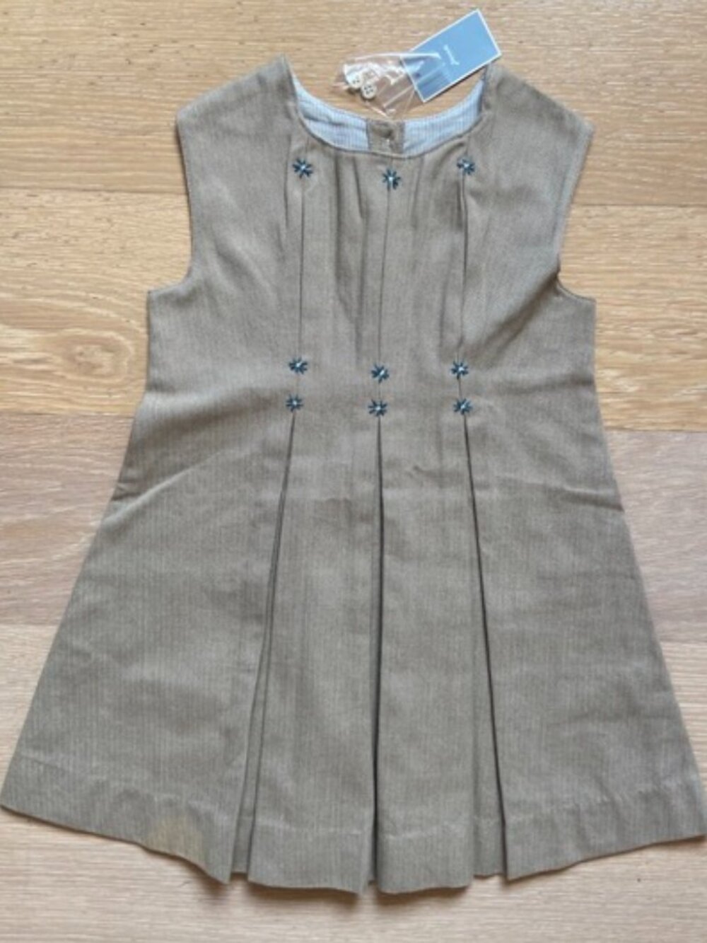 Jacadi toddler fall dress, size: 3T, beige chevron with embroidered blue flowers